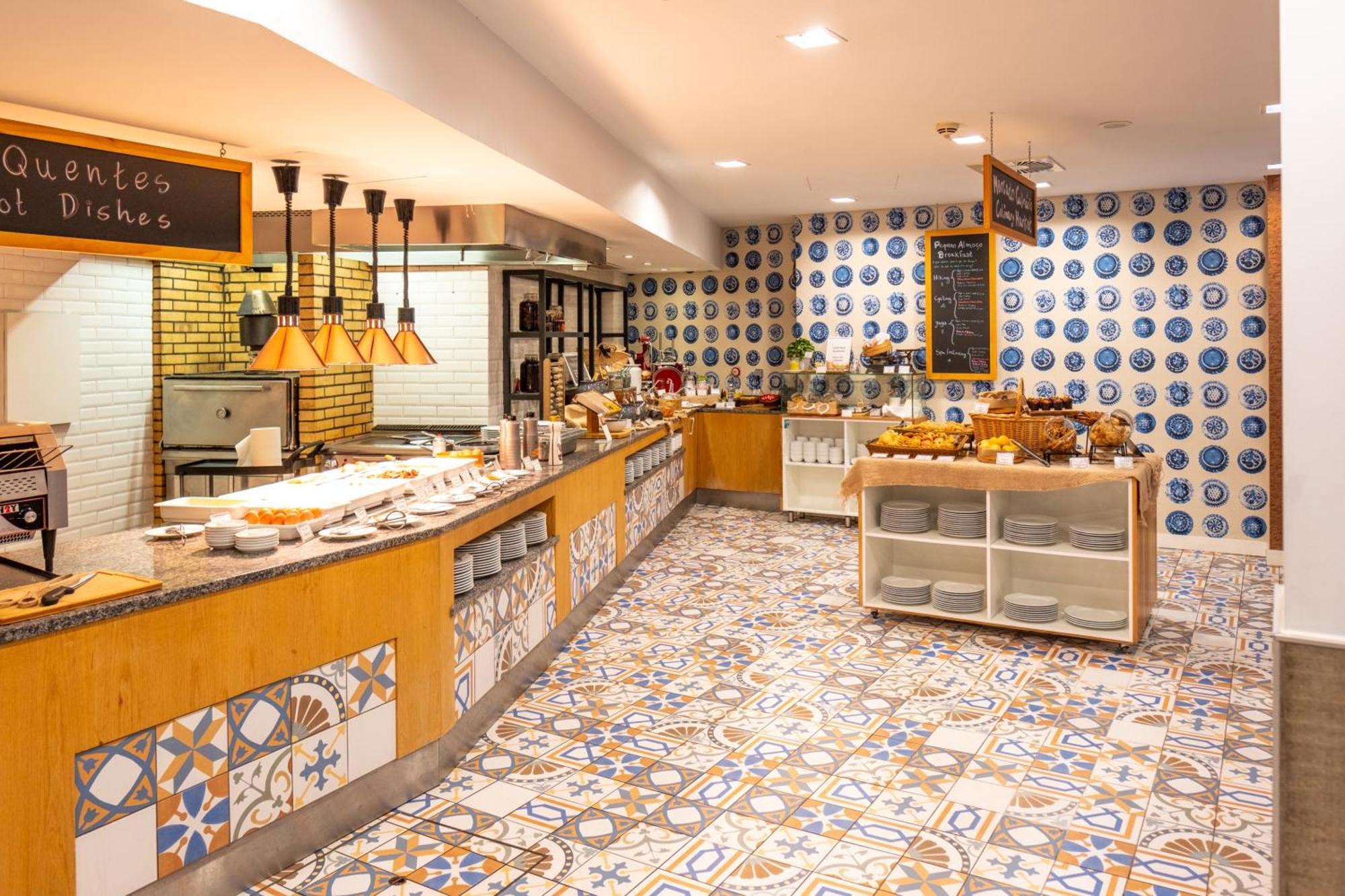 Monchique Resort & Spa Экстерьер фото The buffet at the hotel